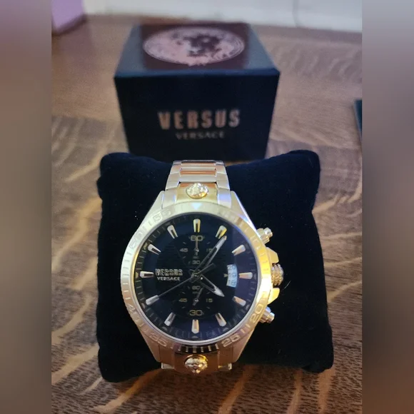Versus Versace Men's 14k Gold Wrist Watch